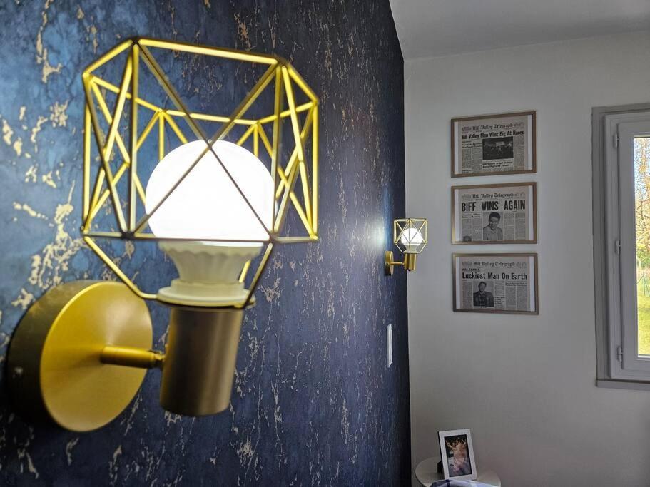 Maison Retour Vers Le Futur - 2 Chambres / Jardin Marmagne  Екстериор снимка